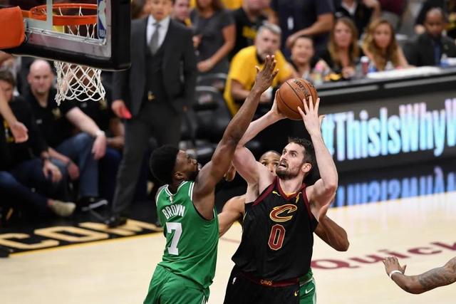 掘金名宿：约基奇现在是NBA最佳球员 他和穆雷最终会是队史前二
